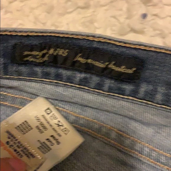 Citizens - Picture 5 of 6